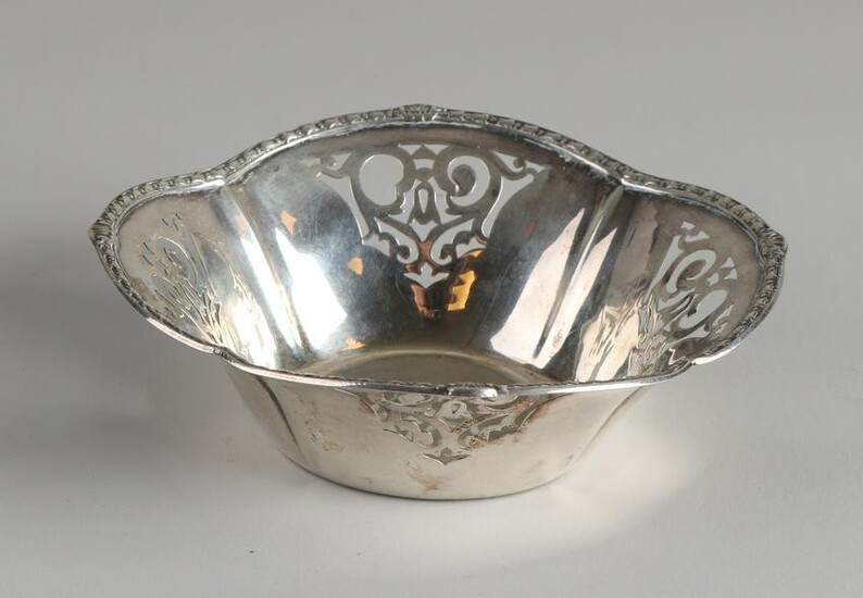 Silver bonbon dish, 830/000, round contoured model with
