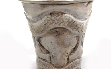 Silver cup, Altwien, has very nice decorations and engravings,...