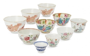 Ten Chinese porcelain bowls, 18th-19th century, including...