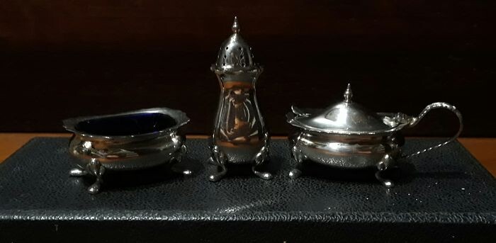 Three combinations of seasoning silverware (4127) - Silver, Glass - U.K. - Mid 20th century