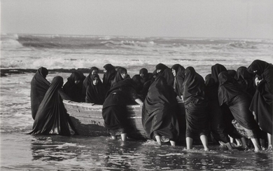 Untitled (from Rapture), Shirin Neshat