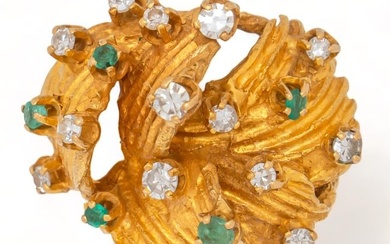 Vikki Carr | 18K Emerald and Diamond Ring