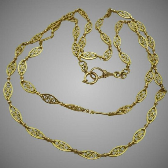 Vintage French 18 karat Gold delicate Filigree Necklace