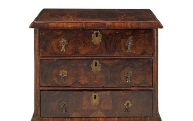 WILLIAM AND MARY OYSTER VENEERED MINIATURE CHEST OF