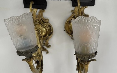 Wall lamp (2) - Baroque style pair of wall lights made of bronze - Bronze
