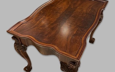 木雕刻茶几二十世纪 Wooden Carved Coffee Table 20th Century 68.5x48x46cm