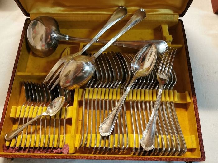 housewife spatours christofle 39 pieces - Silver plated