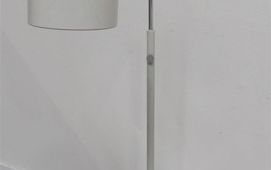 (-), staande design lamp met kunststof kap en...