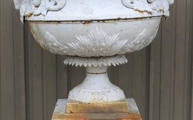 10 pieces Victorian heavy cast iron urn