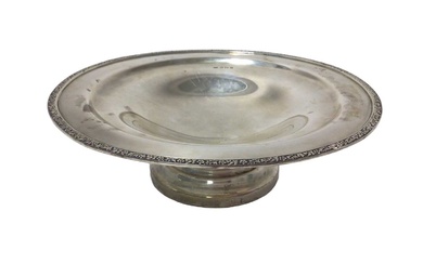 1030s silver round fruit bowl, with floral border