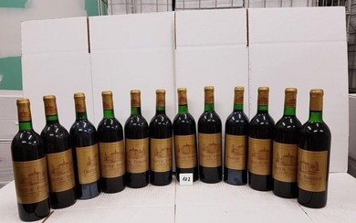 12 bottles Château FONREAUD 1970 Listrac. Impeccable labels. 5 low necks.