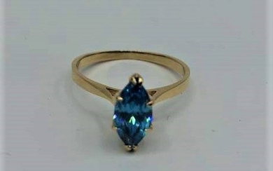 14 K Yellow Gold Ring with Marquis Aquamarine Size 6