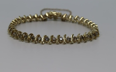 14Kt Ladies Diamond Bracelet ( 3.50ctw)