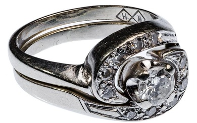 14k White Gold and Diamond Wedding Ring Set