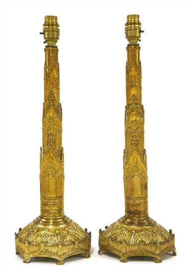 A pair of Victorian patent telescopic brass face screen holders