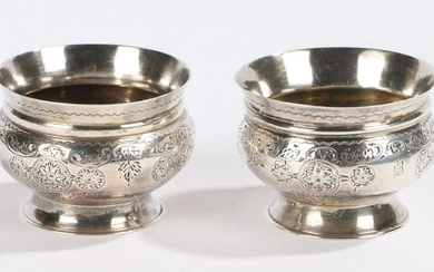 Matched pair of Victorian silver salts, London 1889 and