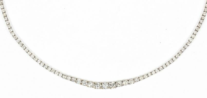 Diamond and 18k white gold necklace