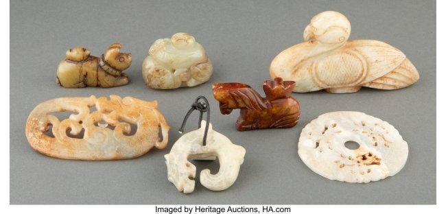 78018: A Group of Seven Chinese Carved Hardstone and Ja