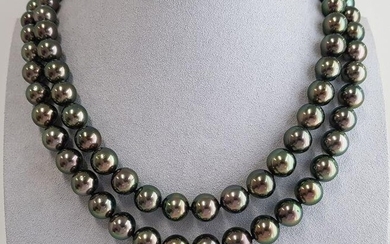 8x11mm Round Peacock Green Tahitian pearls - Necklace