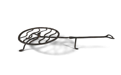 A 19TH CENTURY FORGED IRON ROTATING HEARTH ROASTING TRIVET....