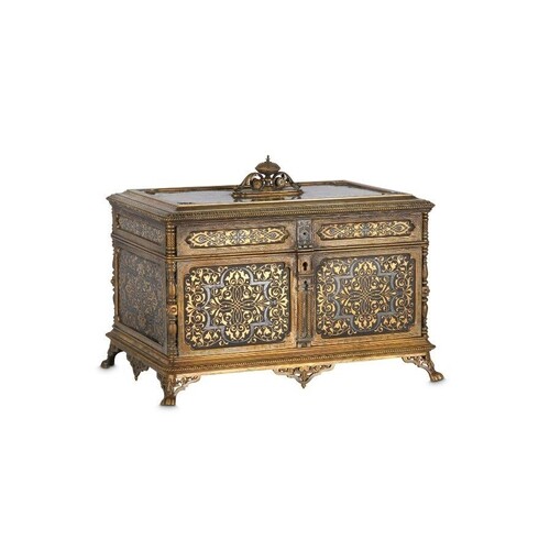 A FINE LATE 19TH CENTURY DAMASCENED CASKET ATTRIBUTED TO PLA...