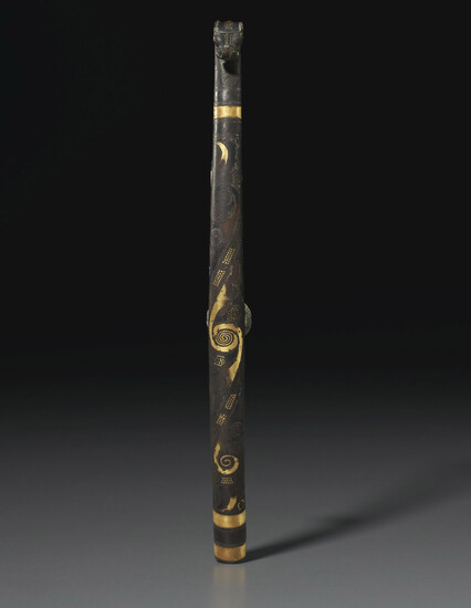 A GOLD AND SILVER-INLAID BRONZE GARMENT HOOK, WARRING STATES PERIOD-WESTERN HAN DYNASTY, 4TH-1ST CENTURY BC
