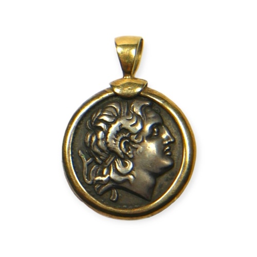 A LATE 19TH/EARLY 20TH CENTURY FRENCH 14CT GOLD PENDANT HOUS...