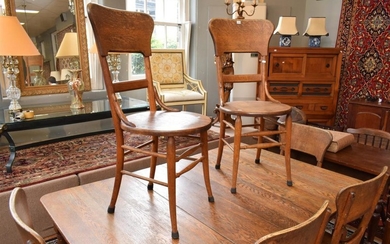 A SET OF SIX AMERICAN CHAIRS, 19TH CENTURY