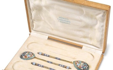 A SET OF THREE RUSSIAN SILVER AND ENAMEL SPOONS