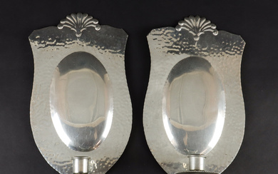 A pair of tin light plates/wall lamps, Knut Eriksson & Co, Eskilstuna, 1934.