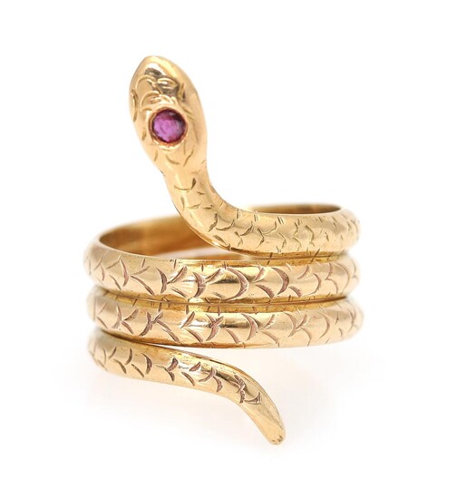 SOLD. A ruby ring in the shape of a snake set with a ruby, mounted in 18k gold. Size app. 54. – Bruun Rasmussen Auctioneers of Fine Art