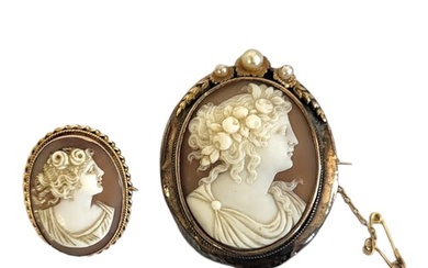 AN EARLY 20TH CENTURY 9CT GOLD OVAL SHELL CAMEO BROOCH With ...