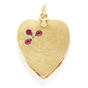ANTIQUE RUBY CLOVER LOCKET PENDANT in high carat yellow