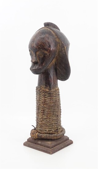 (-), Afrikaanse houten sculptuur met voorstelling van hoofd,...