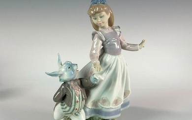Alice In Wonderland 1005740 - Lladro Porcelain Figurine