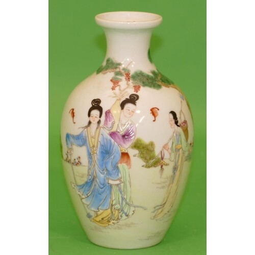 An Oriental Round Bulbous Thin Necked Vase having multicolou...