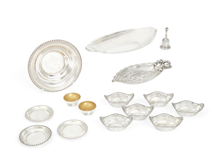 An assembled fifteen piece group of International silver tableware, various makers, 20th century