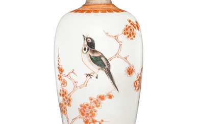 An inscribed famille-verte 'magpie and prunus' ovoid vase, Qing dynasty, Kangxi period | 清康熙 五彩喜上眉梢圖詩文罐