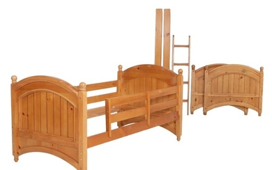 Arched Pine Twin Size Bunk Bed with Ladder