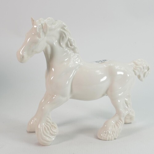 Beswick opaque gloss cantering shire 975