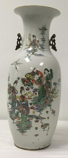 CHINESE LATE QING DYNASTY FAMILLE ROSE VASE 22.5"