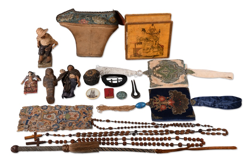 COLLECTION OF CHINESE AND OTHER SOUVENIRS, 19TH/ EARLY 20TH CENTURY