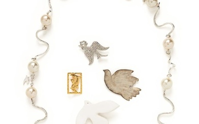 COLLECTION OF DOVE MOTIF COSTUME JEWELRY