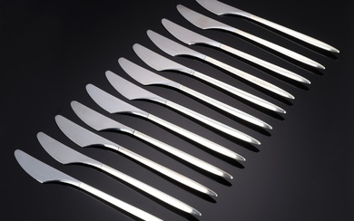 Carl M. Cohr, 'Trinita', dinner knives with sterling silver handles (12)