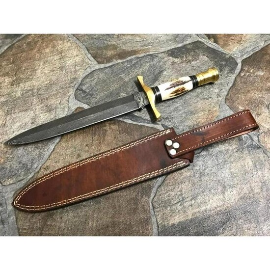 Custom Damascus Steel Stag Horn Hunting Dagger Knife