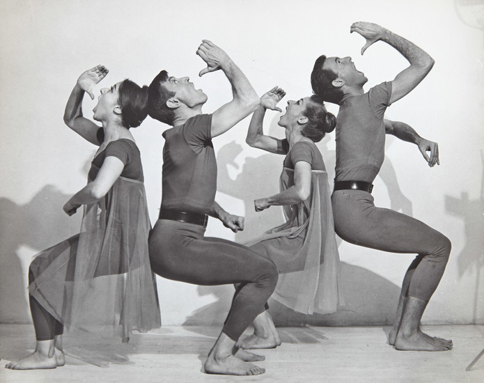 DANCE PHOTOGRAPHY Group of approximately four hundred and fifty ballet photographs