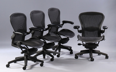 Donald Chadwick & William Stump. Set of four Multi-adjustable office chairs, model Aeron, size B. (4)