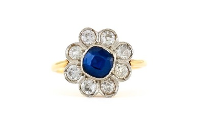 Flower Ring with Sapphire and Diamonds