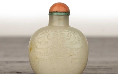 Greyish white nephrite jade snuff bottle Chinese, 1750-1780 of well...