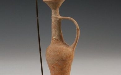 Israël, a small terracotta amphora, 'bilbil', Late Bronze...